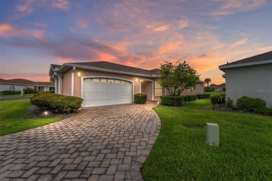 Update Villa in the 55+ Community of Del Webb Golf & Country on Eagle Ridge At Spruce Creek Country Club in Florida - for sale on GolfHomes.com, golf home, golf lot
