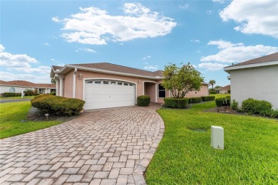 Update Villa in the 55+ Community of Del Webb Golf & Country on Eagle Ridge At Spruce Creek Country Club in Florida - for sale on GolfHomes.com, golf home, golf lot