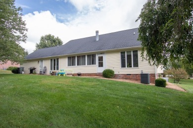 HOME FOR SALE IN WINTERHAM!!! This wonderful home is situated in on Glenrochie Country Club in Virginia - for sale on GolfHomes.com, golf home, golf lot