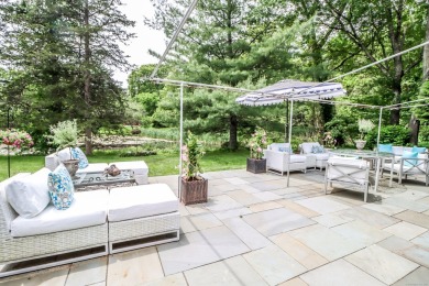 Beautifully updated end-unit 3-bedroom Berkshire-style condo on Pomperaug Golf Club in Connecticut - for sale on GolfHomes.com, golf home, golf lot