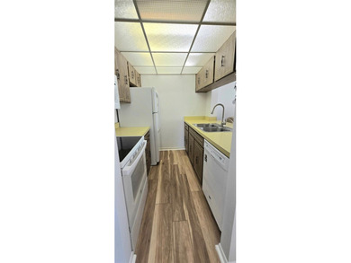 Best price in town for this Golf View Condo at Villas Capri on Largo Golf Course in Florida - for sale on GolfHomes.com, golf home, golf lot