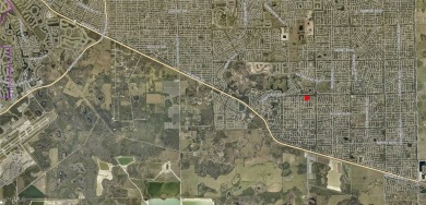 Excellent opportunity in an area with new construction homes on Mirror Lakes Golf Club in Florida - for sale on GolfHomes.com, golf home, golf lot