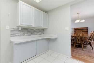 SELLER CONCESSION**  SELLER IS OFFERING 1K TOWARDS CLOSING COSTS on Bobby Jones Golf Club in Florida - for sale on GolfHomes.com, golf home, golf lot