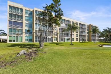 This beautifully updated first-floor condo in The Woods at on Pinebrook/Ironwood Golf Course in Florida - for sale on GolfHomes.com, golf home, golf lot