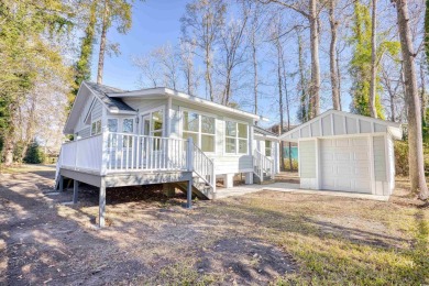 BEAUTIFUL HOME! HOME HAS BEEN COMPLETELY RENOVATED! HOME HAS A on Azalea Sands Golf Club in South Carolina - for sale on GolfHomes.com, golf home, golf lot