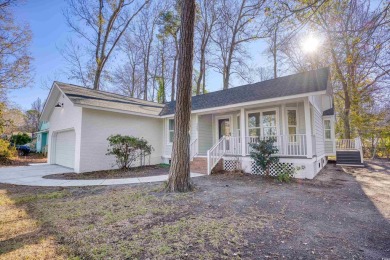 BEAUTIFUL HOME! HOME HAS BEEN COMPLETELY RENOVATED! HOME HAS A on Azalea Sands Golf Club in South Carolina - for sale on GolfHomes.com, golf home, golf lot