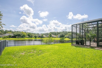 Enjoy ease and comfort in this home, with a new water heater on Eagle Landing Golf Club in Florida - for sale on GolfHomes.com, golf home, golf lot