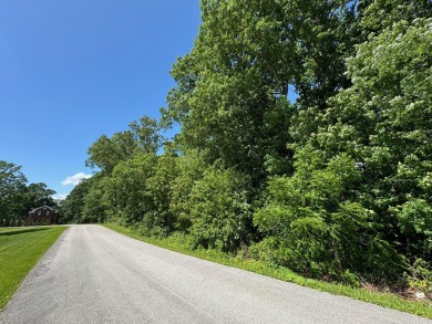 Come check out the homesite you are looking for in the Oaks of on Crooked Creek Golf Club in Kentucky - for sale on GolfHomes.com, golf home, golf lot