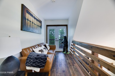 Spacious Family Retreat in The Hideout - Fully Furnished & on The Hideout Golf in Pennsylvania - for sale on GolfHomes.com, golf home, golf lot