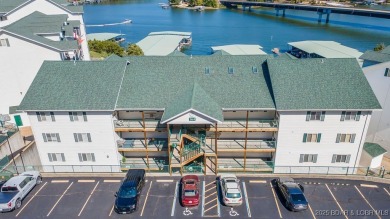 This 3BR/2BA condo truly has it all! Just 8 steps down to your on The Club At Old Kinderhook in Missouri - for sale on GolfHomes.com, golf home, golf lot