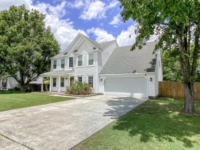 Welcome to this beautiful two- story 4 bedroom 2.5 bathroom home on Eagle Creek Golf Club and Grill in North Carolina - for sale on GolfHomes.com, golf home, golf lot