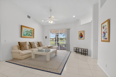 Beautiful 3 bedroom, 2 bath single family home situated on a on  in Florida - for sale on GolfHomes.com, golf home, golf lot