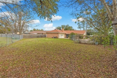 Cozy 3 Bed, 2 Bath home in a great location.  Walking distance on Wright Park Municipal Golf Course in Texas - for sale on GolfHomes.com, golf home, golf lot