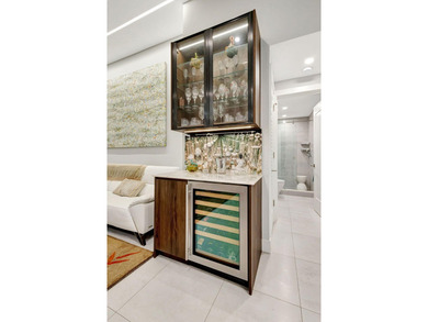 **Exquisite Designer Condo in Gleneagles Country Club** Welcome on Gleneagles Golf and Country Club in Florida - for sale on GolfHomes.com, golf home, golf lot