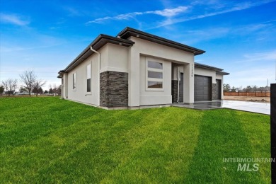 This meticulously designed Turnberry nestled on the Golf Course on Falcon Crest Golf Club in Idaho - for sale on GolfHomes.com, golf home, golf lot