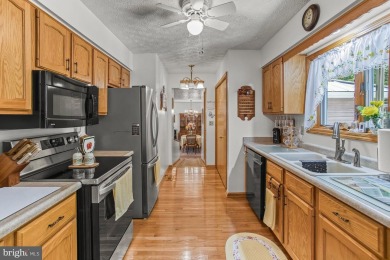 Welcome to this Charming ranch-style 3 Bedroom/2 Full Baths home on Alpine Lake Resort in West Virginia - for sale on GolfHomes.com, golf home, golf lot