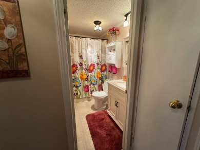 If you're looking for that special home in the Central Florida on Lake Henry Golf Club in Florida - for sale on GolfHomes.com, golf home, golf lot