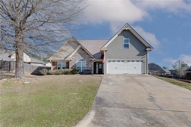 Great North Phenix City location in Silver Leaf S/D next to on Lakewood Golf Course in Alabama - for sale on GolfHomes.com, golf home, golf lot