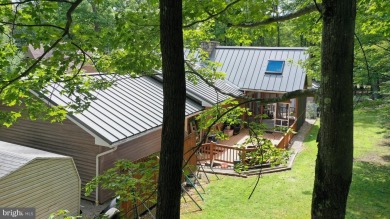 Welcome to this Charming ranch-style 3 Bedroom/2 Full Baths home on Alpine Lake Resort in West Virginia - for sale on GolfHomes.com, golf home, golf lot