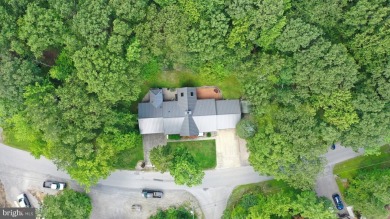 Welcome to this Charming ranch-style 3 Bedroom/2 Full Baths home on Alpine Lake Resort in West Virginia - for sale on GolfHomes.com, golf home, golf lot