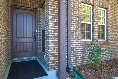 Wonderful 3BR-2BA home in the Oxmoor Ridge subdivision.  This on Robert Trent Jones - Oxmoor Valley Golf Course in Alabama - for sale on GolfHomes.com, golf home, golf lot