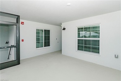 Beautifully appointed 2 bed + den, 2 bath Veranda condo. This on  in Florida - for sale on GolfHomes.com, golf home, golf lot