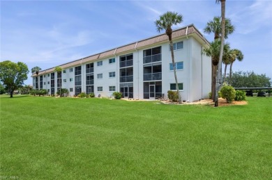 Paradise awaits you this second floor, 2 bed, 2 bath with on Royal Palm Golf Club in Florida - for sale on GolfHomes.com, golf home, golf lot