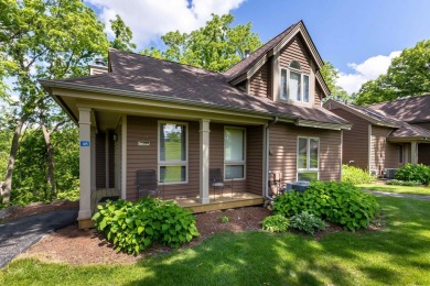 Bright and inviting end-unit Walnut Hill Golf Villa licensed for on Eagle Ridge Inn and Resort in Illinois - for sale on GolfHomes.com, golf home, golf lot