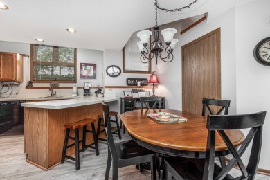 Bright and inviting end-unit Walnut Hill Golf Villa licensed for on Eagle Ridge Inn and Resort in Illinois - for sale on GolfHomes.com, golf home, golf lot