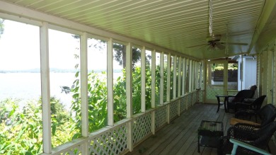 BREATHE-TAKING VIEWS OVERLOOKING TOLEDO BEND LAKE, LOCATED on Cypress Bend Golf Course in Texas - for sale on GolfHomes.com, golf home, golf lot