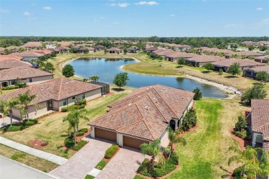 Your vacation doesn't have to end! This 2 BR & Den, 2 BA, 2-car on Plantation Golf and Country Club in Florida - for sale on GolfHomes.com, golf home, golf lot