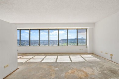 1BR/1BA high floor corner unit in desirable town location with on Ala Wai Golf Course in Hawaii - for sale on GolfHomes.com, golf home, golf lot