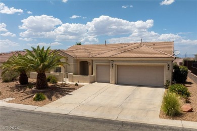 Welcome home to this beautiful Arlington floor plan which offers on Revere Golf Club in Nevada - for sale on GolfHomes.com, golf home, golf lot