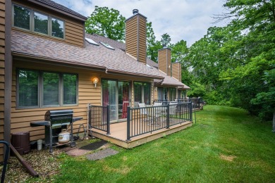 Nicely appointed 2 bed/2 bath Creekwood Golf Villa licensed for on Eagle Ridge Inn and Resort in Illinois - for sale on GolfHomes.com, golf home, golf lot