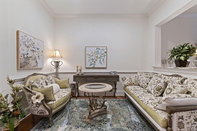 This meticulously maintained 3-bedroom, 2.5-bath townhome offers on Charleston National Golf Club in South Carolina - for sale on GolfHomes.com, golf home, golf lot