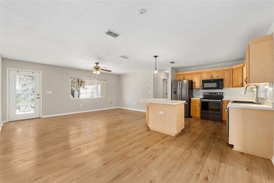 Welcome to this inviting Chestnut model home with an open 2/2/2 on Eagle Ridge At Spruce Creek Country Club in Florida - for sale on GolfHomes.com, golf home, golf lot