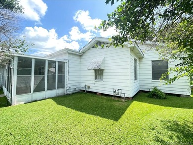 Tucked away just a couple of blocks from the SPAR Complex and on Frasch Park Golf Course in Louisiana - for sale on GolfHomes.com, golf home, golf lot