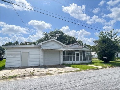 Tucked away just a couple of blocks from the SPAR Complex and on Frasch Park Golf Course in Louisiana - for sale on GolfHomes.com, golf home, golf lot