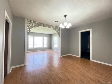 Tucked away just a couple of blocks from the SPAR Complex and on Frasch Park Golf Course in Louisiana - for sale on GolfHomes.com, golf home, golf lot