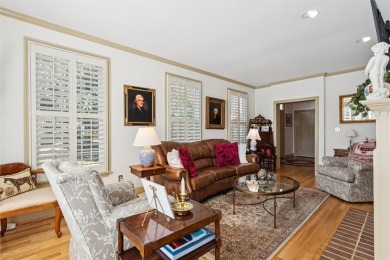 Updated end-unit townhome overlooking the 17th tee of the Blue on Fords Colony Country Club in Virginia - for sale on GolfHomes.com, golf home, golf lot