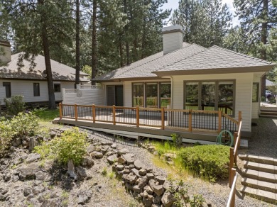 Wonderful single level 2 bedroom 2 bath + den home in gated on The Old Back Nine At Mountain High in Oregon - for sale on GolfHomes.com, golf home, golf lot