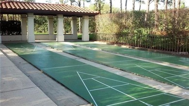 One or more photo(s) has been virtually staged. This villa at on Mainlands Golf Club in Florida - for sale on GolfHomes.com, golf home, golf lot