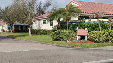 One or more photo(s) has been virtually staged. This villa at on Mainlands Golf Club in Florida - for sale on GolfHomes.com, golf home, golf lot