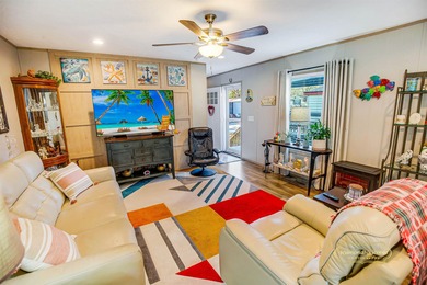 LOOK NO FURTHER!!! Here is your sleek 2-year-old custom on Prestwick Country Club in South Carolina - for sale on GolfHomes.com, golf home, golf lot