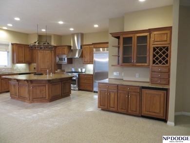 Rodney Sadofsky, M: , rodneysadofsky,   - Walkout Ranch in St on Oak Hills Country Club in Nebraska - for sale on GolfHomes.com, golf home, golf lot