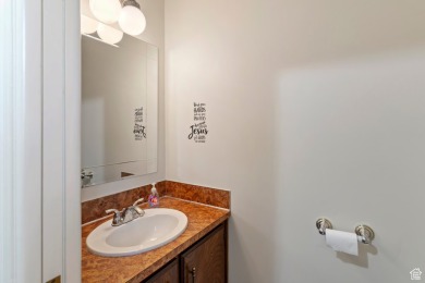Come and see this amazing home in a coveted Farmington on Oakridge Country Club in Utah - for sale on GolfHomes.com, golf home, golf lot