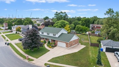 Come and see this amazing home in a coveted Farmington on Oakridge Country Club in Utah - for sale on GolfHomes.com, golf home, golf lot