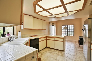 Well priced patio home in the Santa Fe neighborhood of the gated on Rams Hill Golf Club in California - for sale on GolfHomes.com, golf home, golf lot