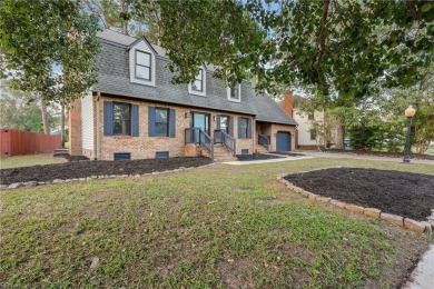 Prime Location!  Come see this newly renovated 5 spacious on Chesapeake Golf Club in Virginia - for sale on GolfHomes.com, golf home, golf lot