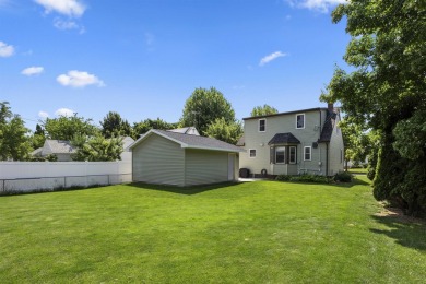 OPEN HOUSE SAT 6/21 10:30AM-NOON! Welcome to this beautifully on Reid Golf Course in Wisconsin - for sale on GolfHomes.com, golf home, golf lot